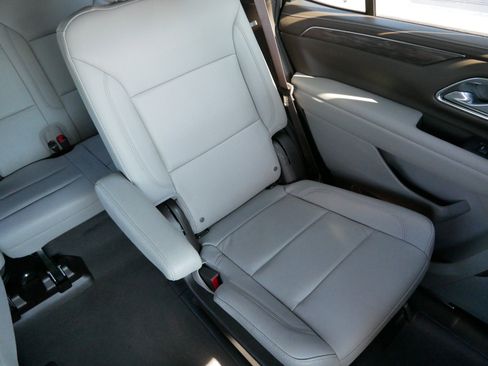 Used 2024 Chevrolet Tahoe Z71 w/ Off-Road Capability Package image 14