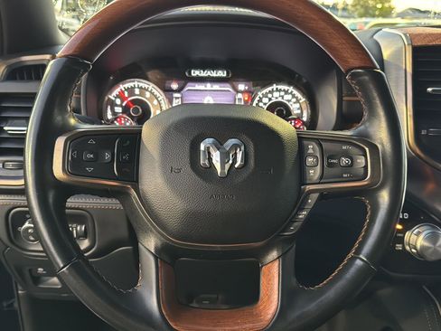 Used 2022 RAM 1500 Limited image 17