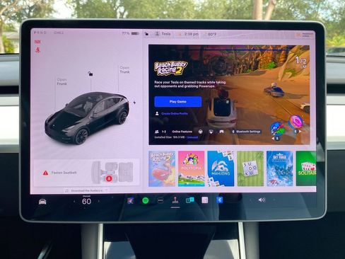 Used 2021 Tesla Model Y Long Range image 25