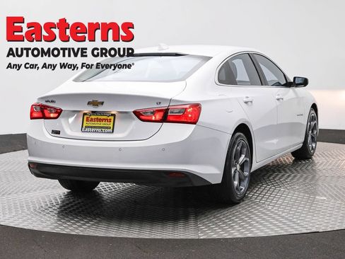 Used 2024 Chevrolet Malibu LT FWD image 5