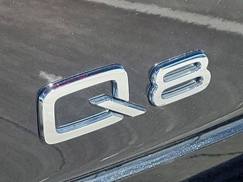 Used 2023 Audi Q8 Premium Plus image 39