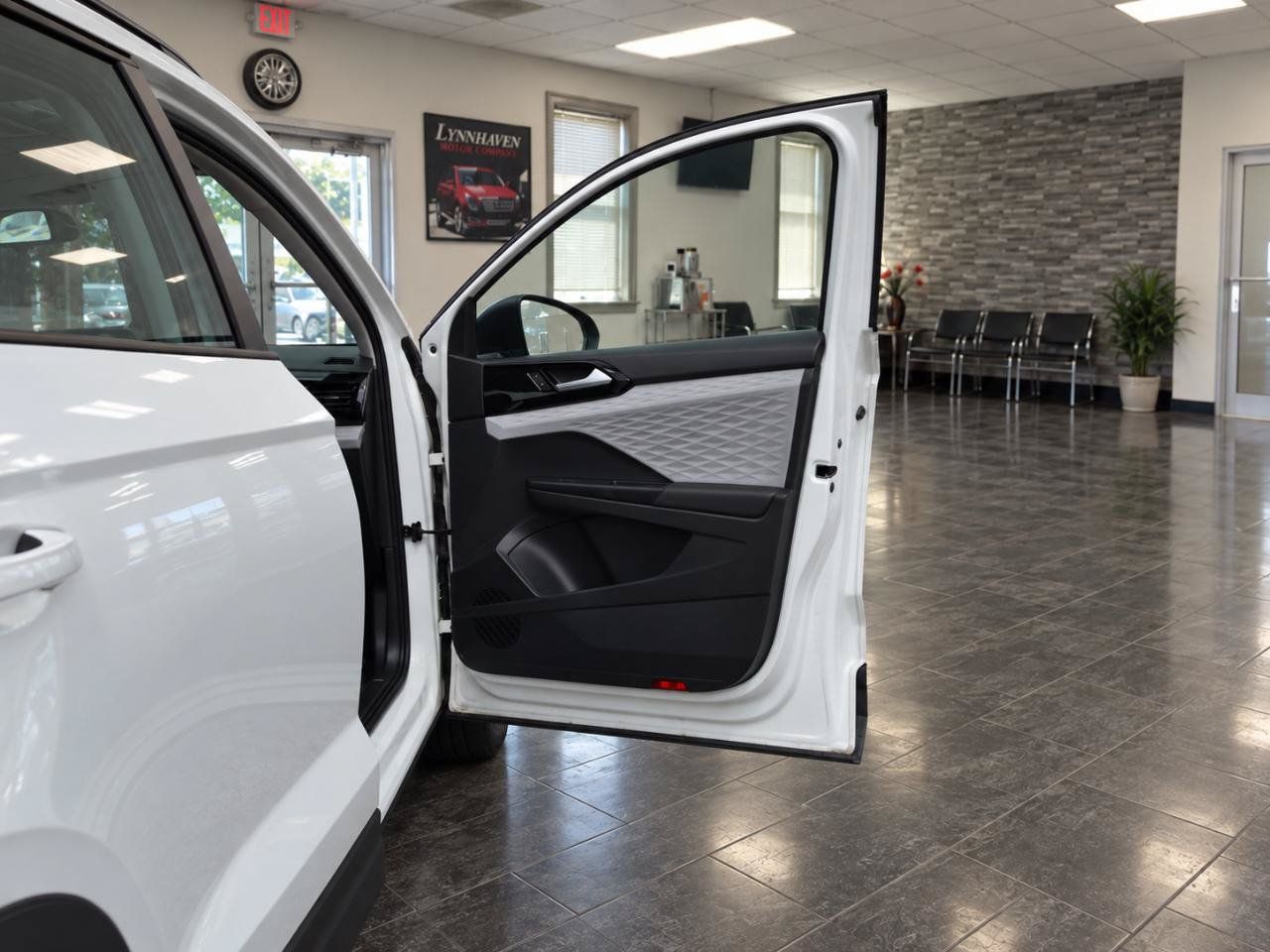 Used 2022 Volkswagen Taos S AWD/4WD image 20
