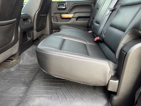Used 2015 Chevrolet Silverado 1500 LTZ AWD/4WD image 7