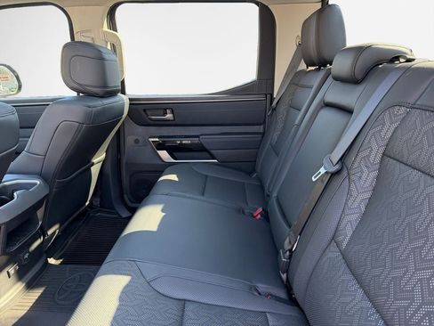 Used 2024 Toyota Tundra Limited image 14