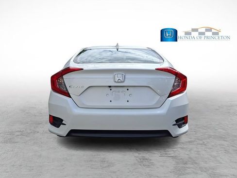 Certified 2017 Honda Civic EX image 5