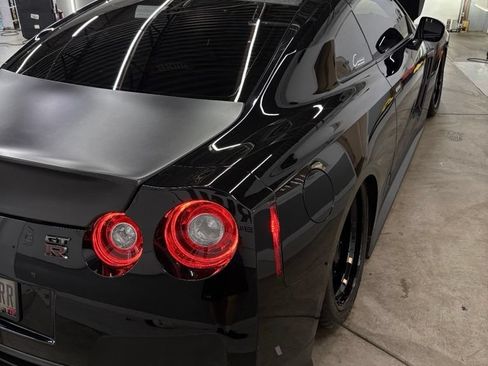 Used 2016 Nissan GT-R Premium AWD/4WD image 22
