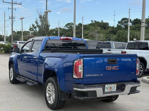 Used 2018 GMC Canyon SLT w/ Driver Alert Package RWD image 2