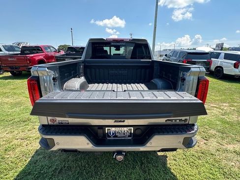 New 2025 GMC Sierra 1500 AT4 w/ AT4 Premium Package image 36