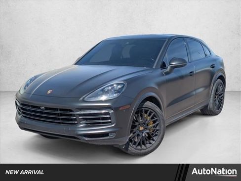 Used 2020 Porsche Cayenne S image 1