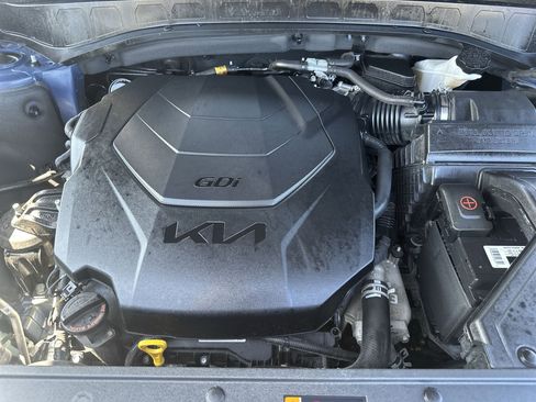 Used 2023 Kia Telluride S w/ S Sunroof Package FWD image 17