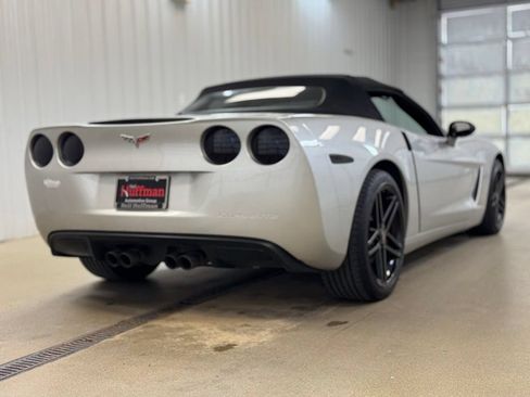 Used 2005 Chevrolet Corvette Convertible w/ Preferred Equipment Group RWD image 5