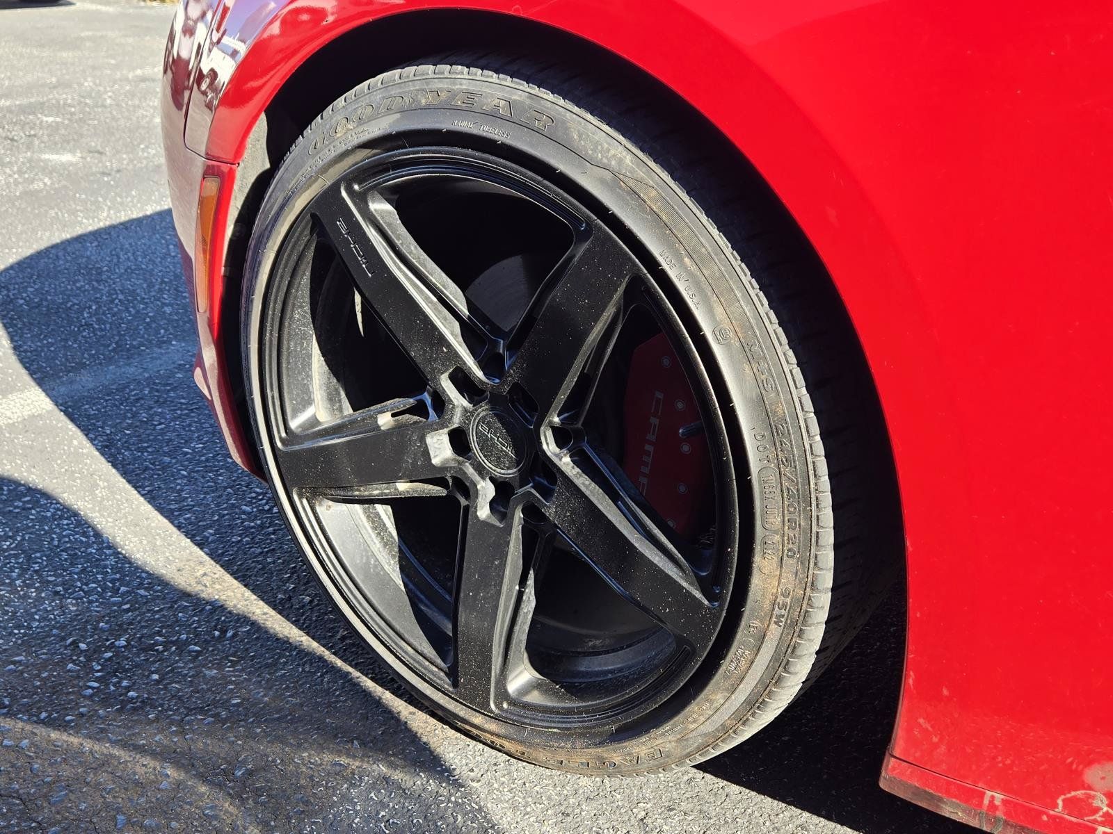 Used 2018 Chevrolet Camaro LT RWD image 6