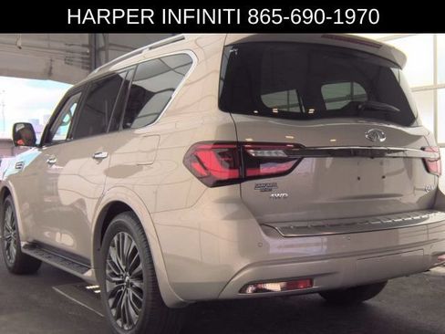 Used 2023 INFINITI QX80 Premium Select w/ Cargo Package AWD/4WD image 2