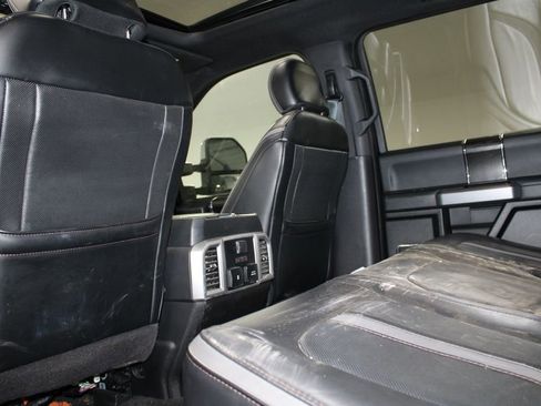 Used 2019 Ford F250 Platinum w/ Platinum Ultimate Package image 42