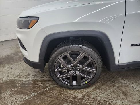 New 2026 Jeep Compass Latitude image 47