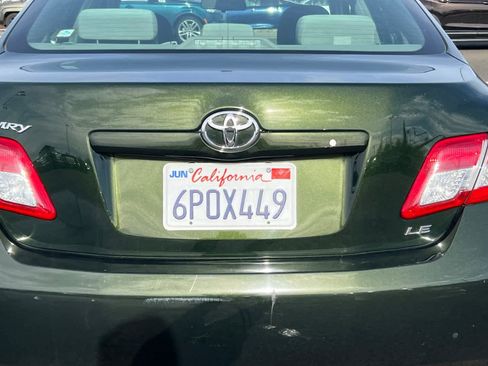 Used 2011 Toyota Camry LE image 16