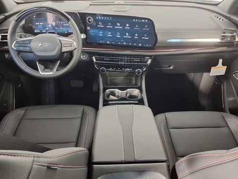 New 2026 Chevrolet Traverse Z71 w/ Enhanced Driving Package image 5