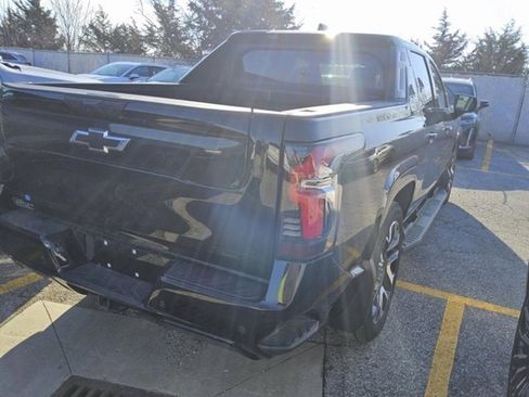 Used 2024 Chevrolet Silverado EV RST image 3