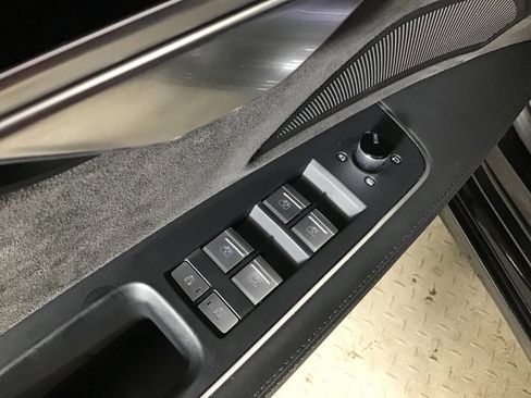 Used 2020 Audi S8 L w/ Full Leather Package AWD/4WD image 30