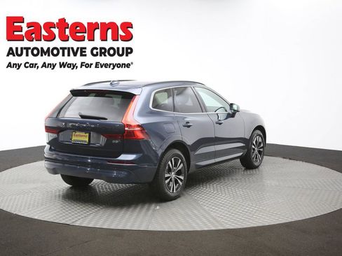 Used 2023 Volvo XC60 B5 Core image 40