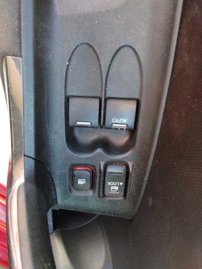 Used 2013 Honda CR-Z EX image 13