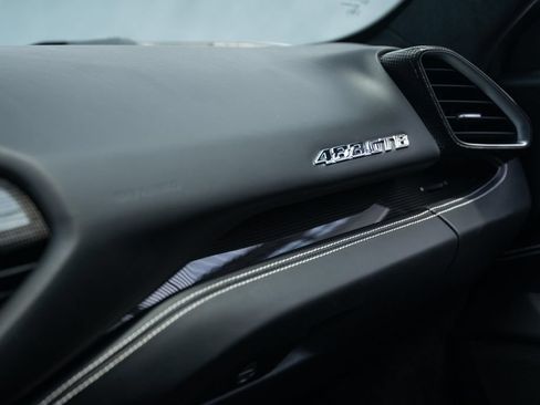 Used 2017 Ferrari 488 GTB RWD image 53