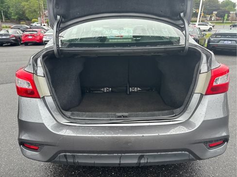Used 2018 Nissan Sentra S w/ S Midnight Style Package FWD image 20