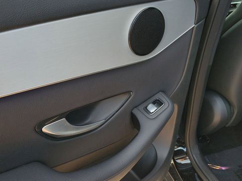 Certified 2020 Mercedes-Benz GLC 300 image 11