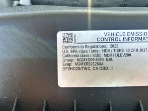 Used 2022 Chevrolet Express 2500 w/ Driver Convenience Package RWD image 19