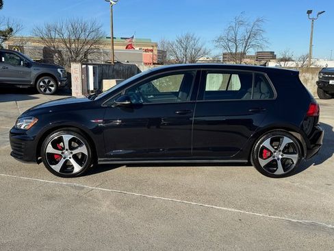 Used 2017 Volkswagen GTI S image 11