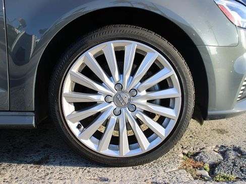 Used 2017 Audi A3 e-tron Premium Plus w/ Technology Package image 36
