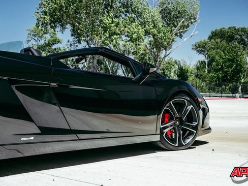 Used 2013 Lamborghini Gallardo LP 560-4 AWD/4WD image 25