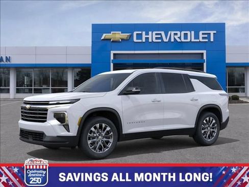 New 2026 Chevrolet Traverse LT w/ Sun and Wheel Package AWD/4WD image 2