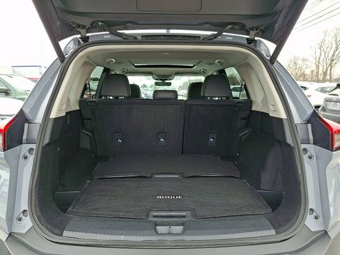 Used 2022 Nissan Rogue SL w/ SL Premium Package image 28