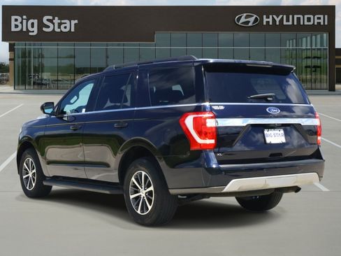 Used 2021 Ford Expedition XLT RWD image 3