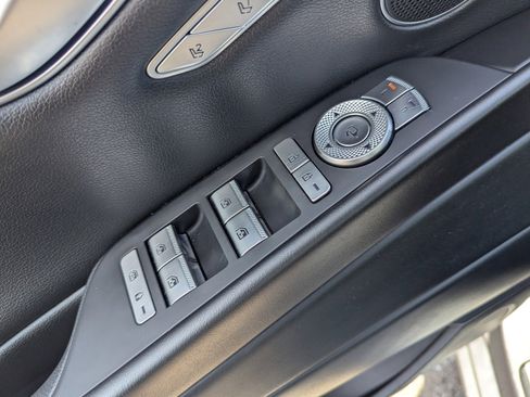 Used 2023 Genesis G80 2.5T image 12