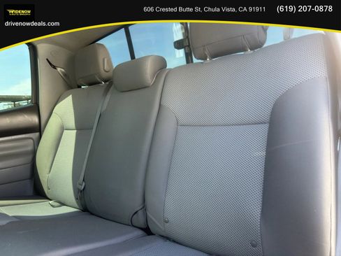 Used 2015 Toyota Tacoma PreRunner image 17