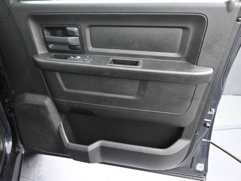 Used 2019 RAM 1500 Express AWD/4WD image 13