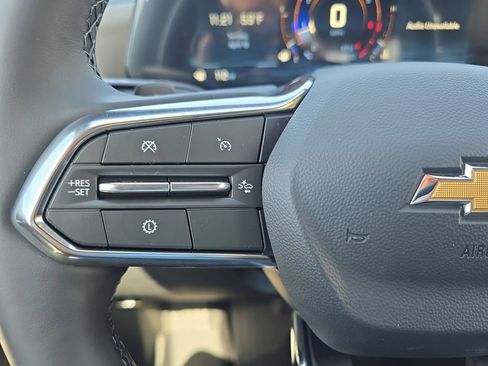 New 2026 Chevrolet Equinox LT w/ Convenience Package II FWD image 17