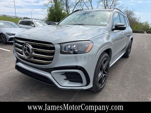 New 2026 Mercedes-Benz GLS 450 4MATIC image 2