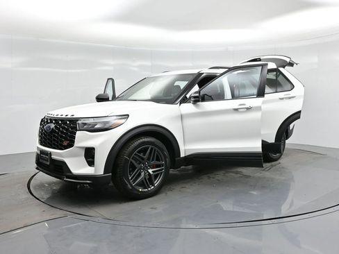 New 2025 Ford Explorer ST w/ Sun And Sound Package image 35