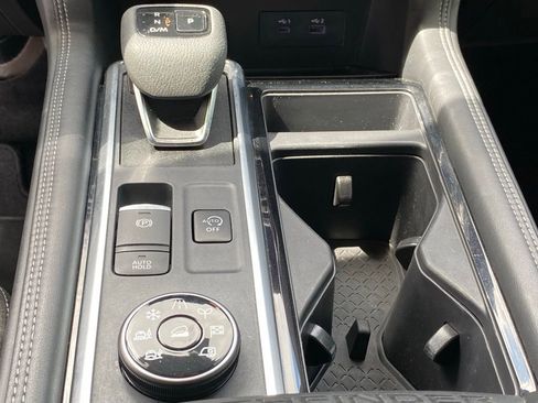 Used 2024 Nissan Pathfinder Platinum w/ Cargo Package AWD/4WD image 20