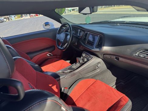 Used 2021 Dodge Challenger R/T Scat Pack image 19