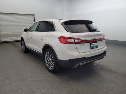 Used 2016 Lincoln MKX Reserve w/ Driver Assistance Package AWD/4WD image 5