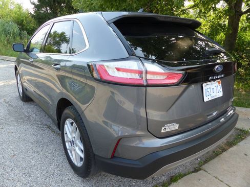Used 2021 Ford Edge SEL w/ Convenience Package AWD/4WD image 7