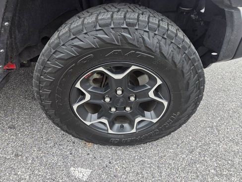 Used 2021 Jeep Wrangler Sport S image 21