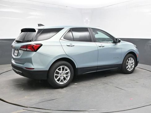 Used 2022 Chevrolet Equinox LT AWD/4WD image 7