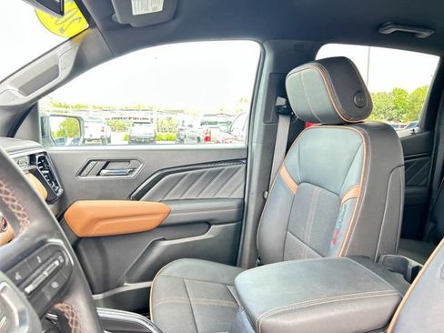 Certified 2023 GMC Canyon AT4 w/ Technology Package AWD/4WD image 29