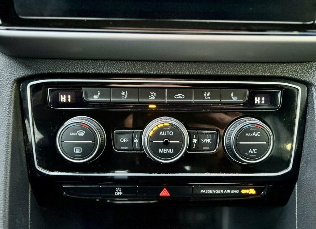 Used 2023 Volkswagen Atlas Cross Sport SEL Premium R-Line AWD/4WD image 25