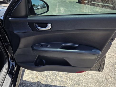 Used 2020 Kia Optima SE FWD image 16